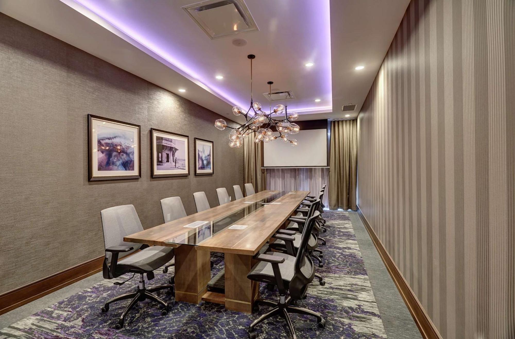 Hilton Garden Inn Toronto/Brampton West, Ontario, Canada מראה חיצוני תמונה