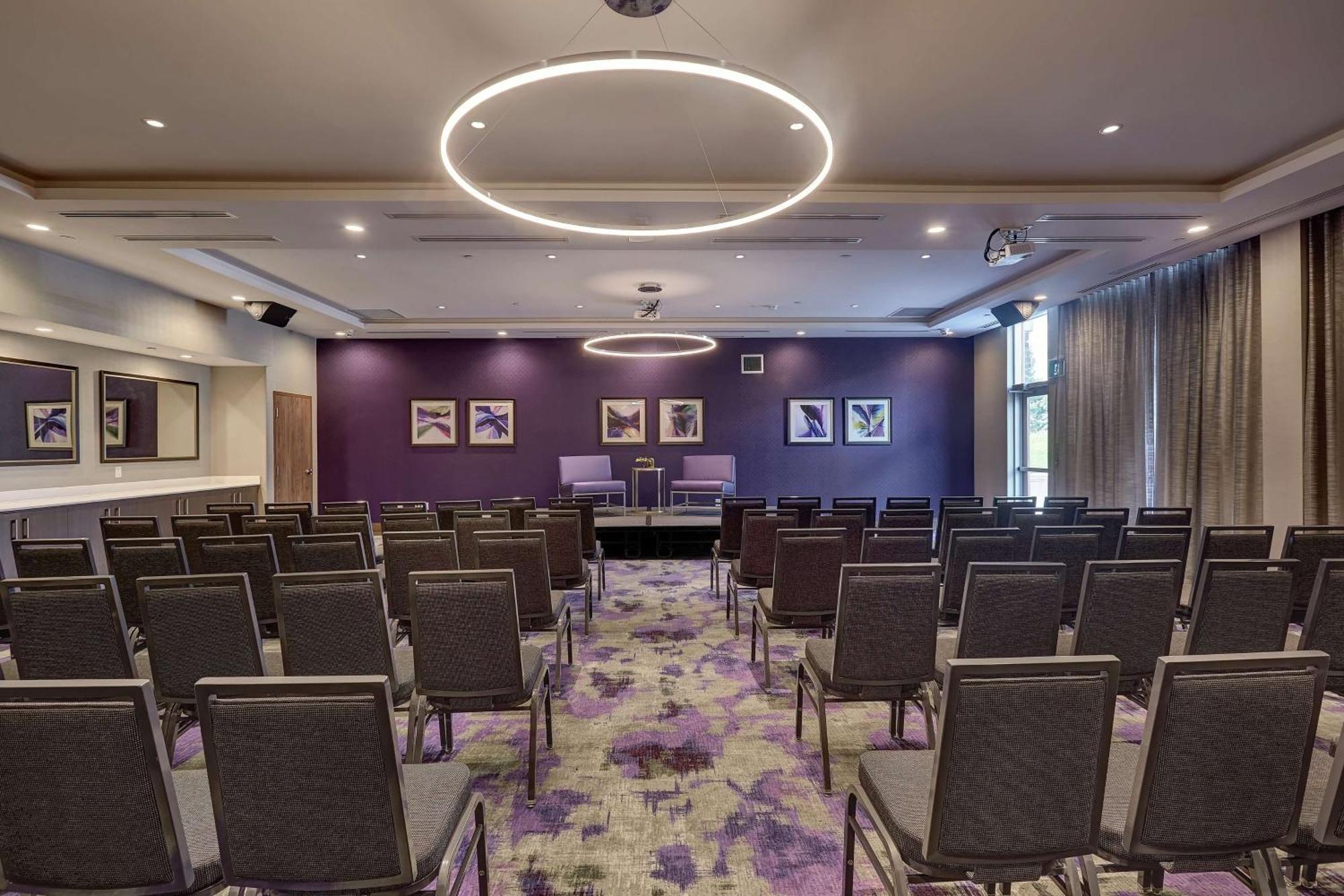 Hilton Garden Inn Toronto/Brampton West, Ontario, Canada מראה חיצוני תמונה