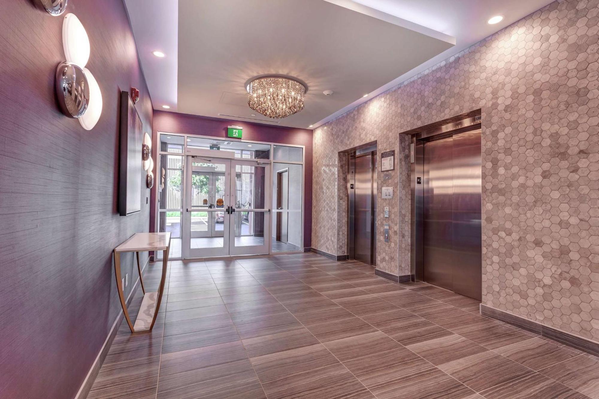 Hilton Garden Inn Toronto/Brampton West, Ontario, Canada מראה חיצוני תמונה