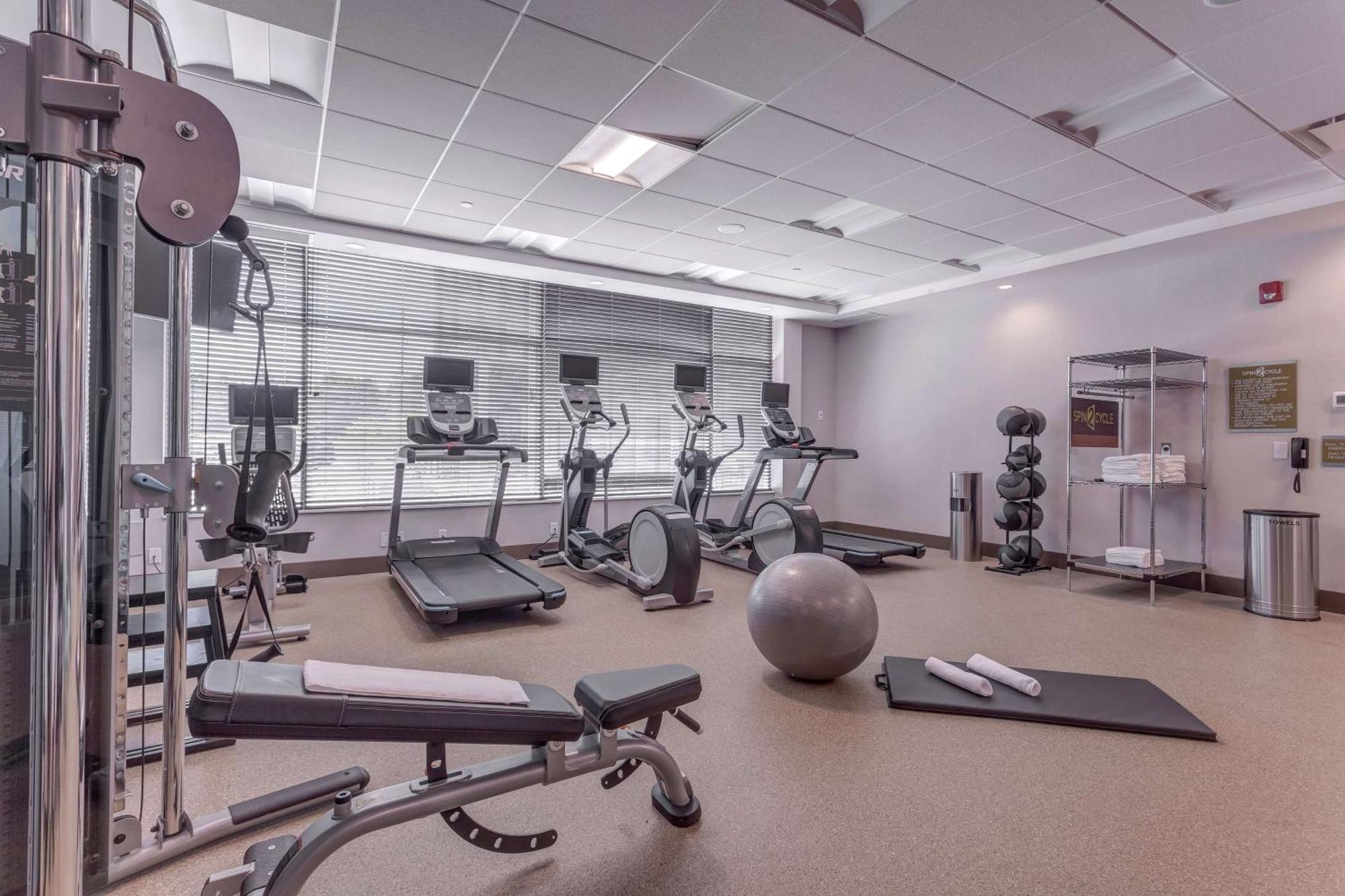 Hilton Garden Inn Toronto/Brampton West, Ontario, Canada מראה חיצוני תמונה